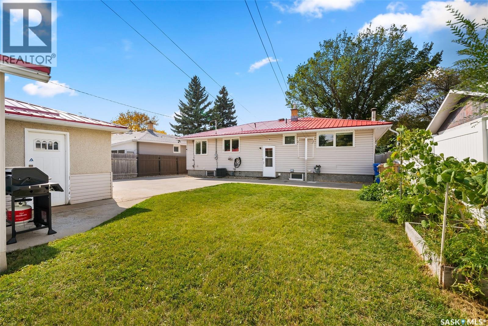 315 Mcintosh Street N, Regina, Saskatchewan  S4R 5A1 - Photo 37 - SK018669
