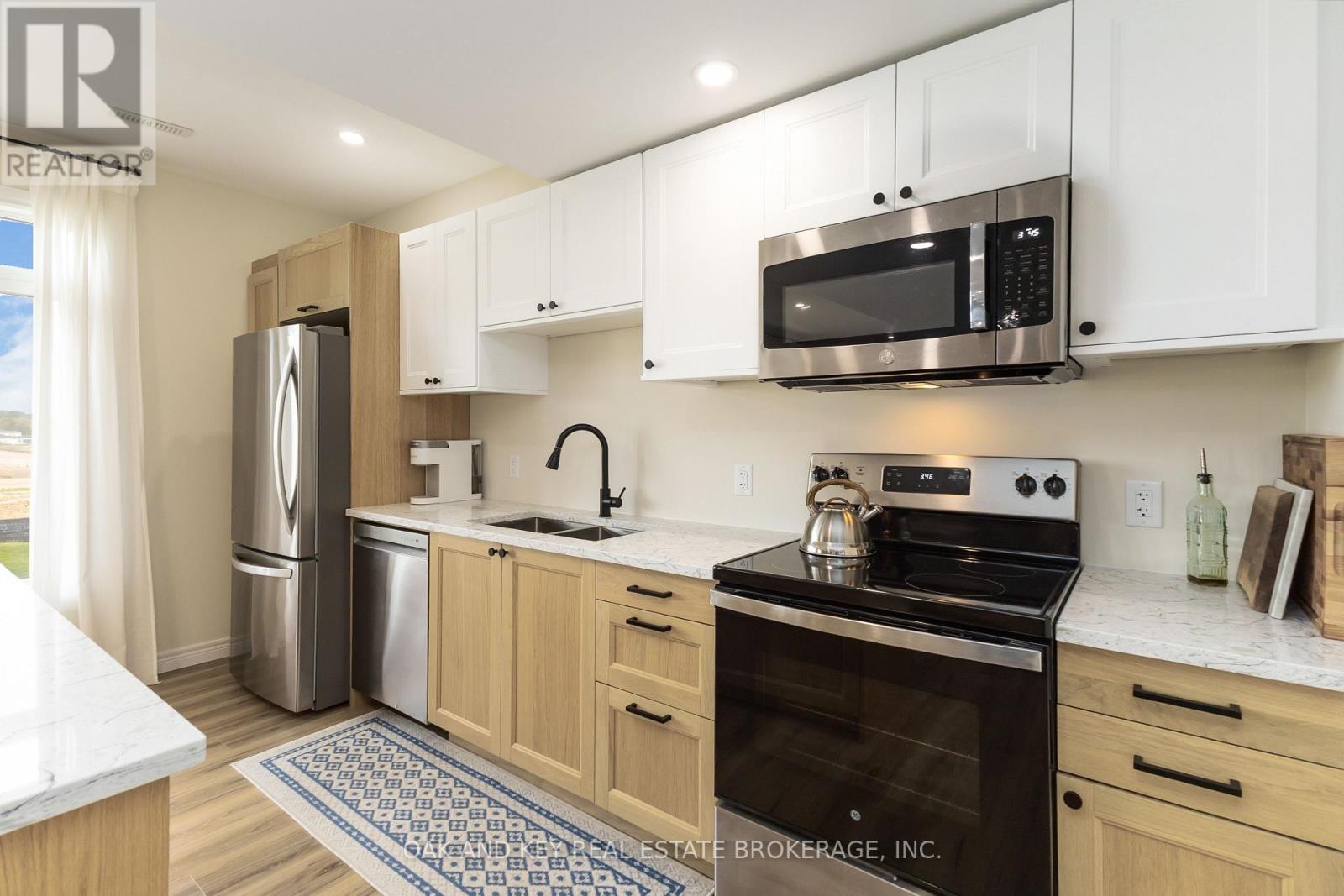 119 Daventry Way, Middlesex Centre, Ontario  N0L 1R0 - Photo 35 - X12400182