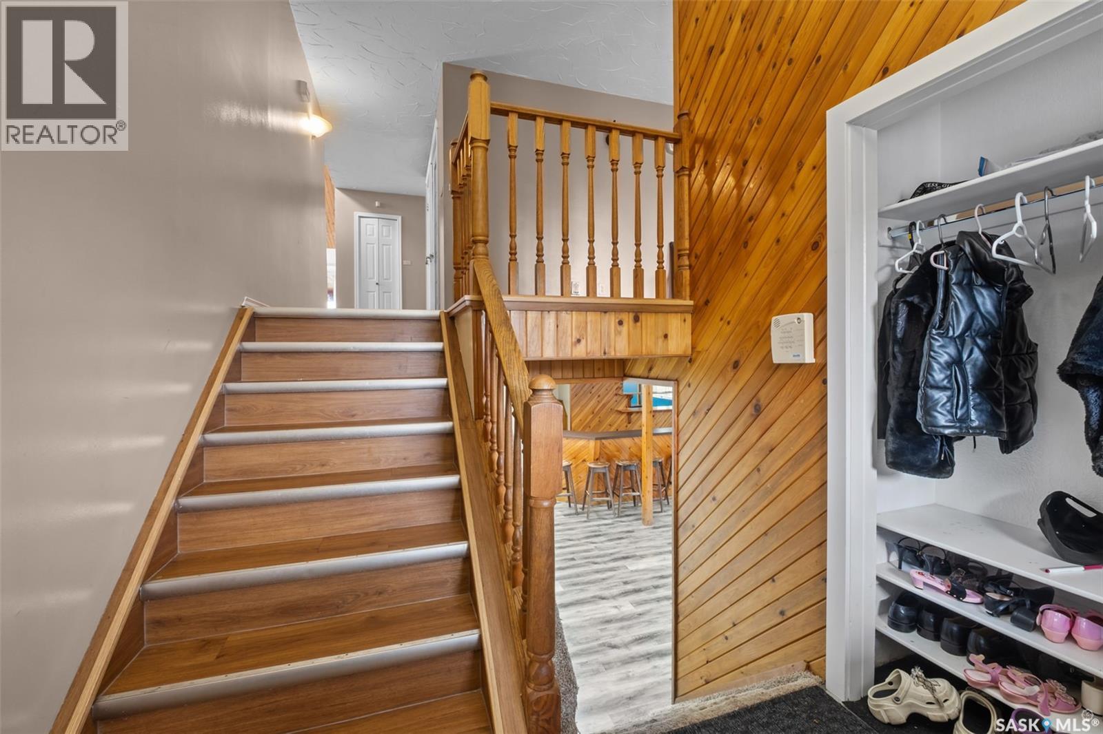 3082 Sherman Drive, Prince Albert, Saskatchewan  S6V 7H6 - Photo 2 - SK008895
