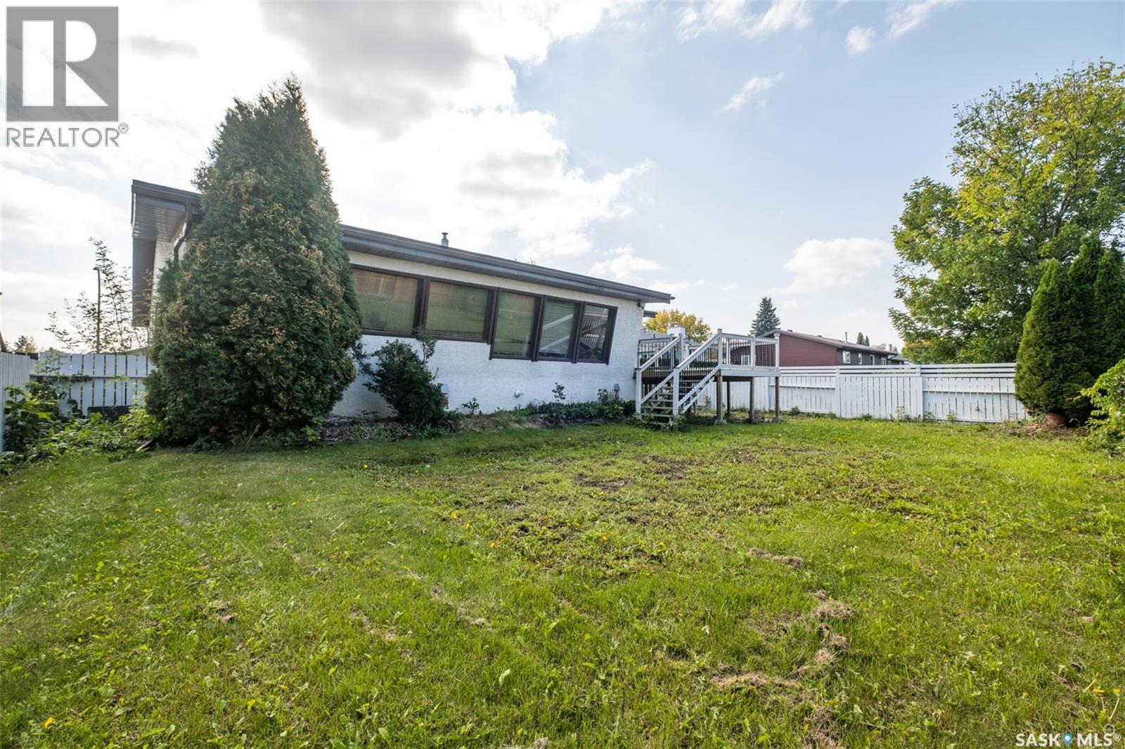 3082 Sherman Drive, Prince Albert, Saskatchewan  S6V 7H6 - Photo 33 - SK008895