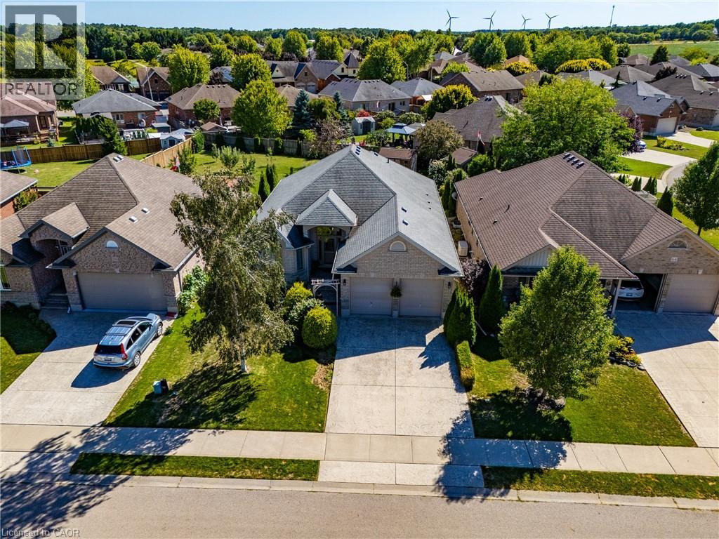 60 WILLOWDALE Crescent, Port Dover, Ontario