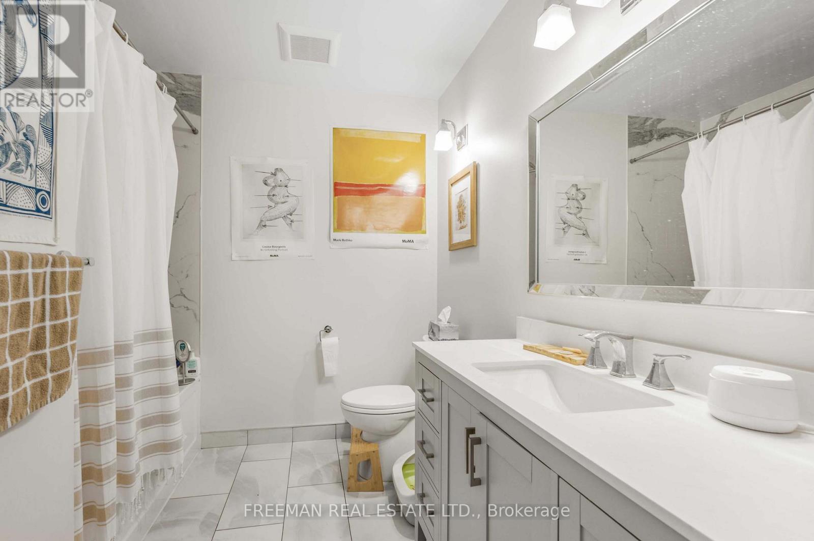 49 Beatrice Street, Toronto, Ontario  M6J 2T2 - Photo 24 - C12410227