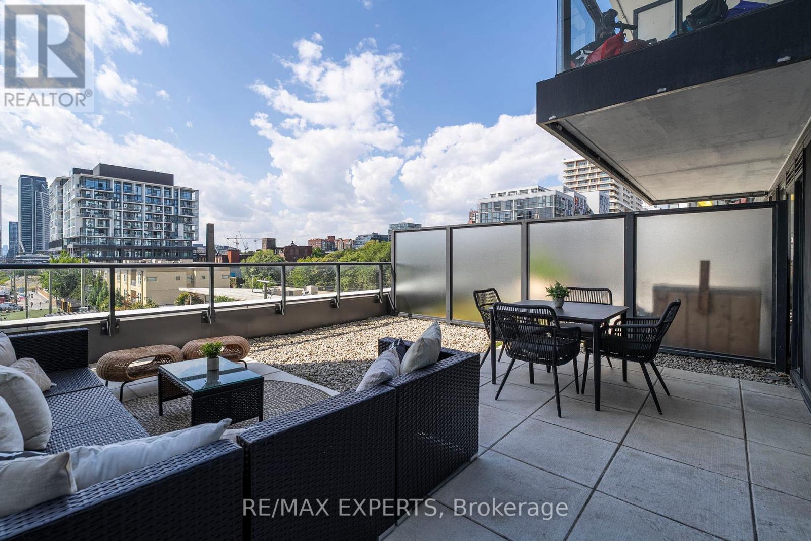 310w - 27 Bathurst Street, Toronto, Ontario  M5V 0R1 - Photo 18 - C12410240