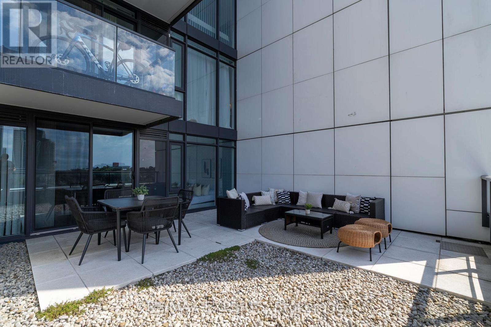 310w - 27 Bathurst Street, Toronto, Ontario  M5V 0R1 - Photo 20 - C12410240