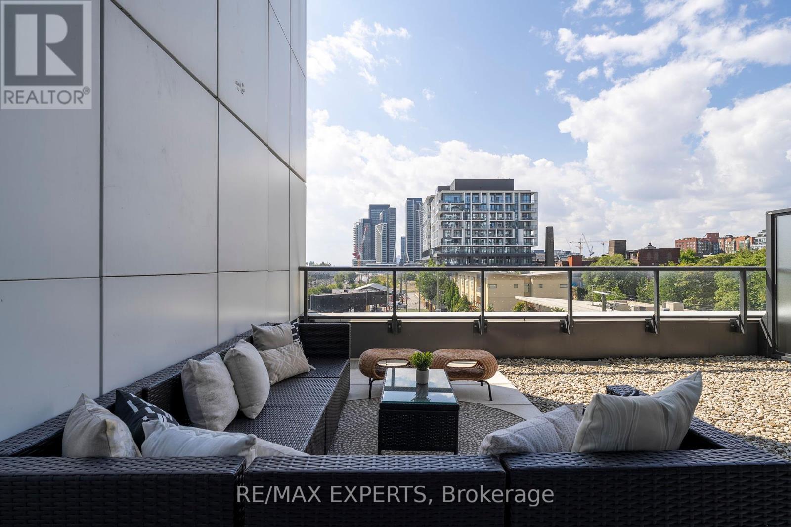 310w - 27 Bathurst Street, Toronto, Ontario  M5V 0R1 - Photo 26 - C12410240