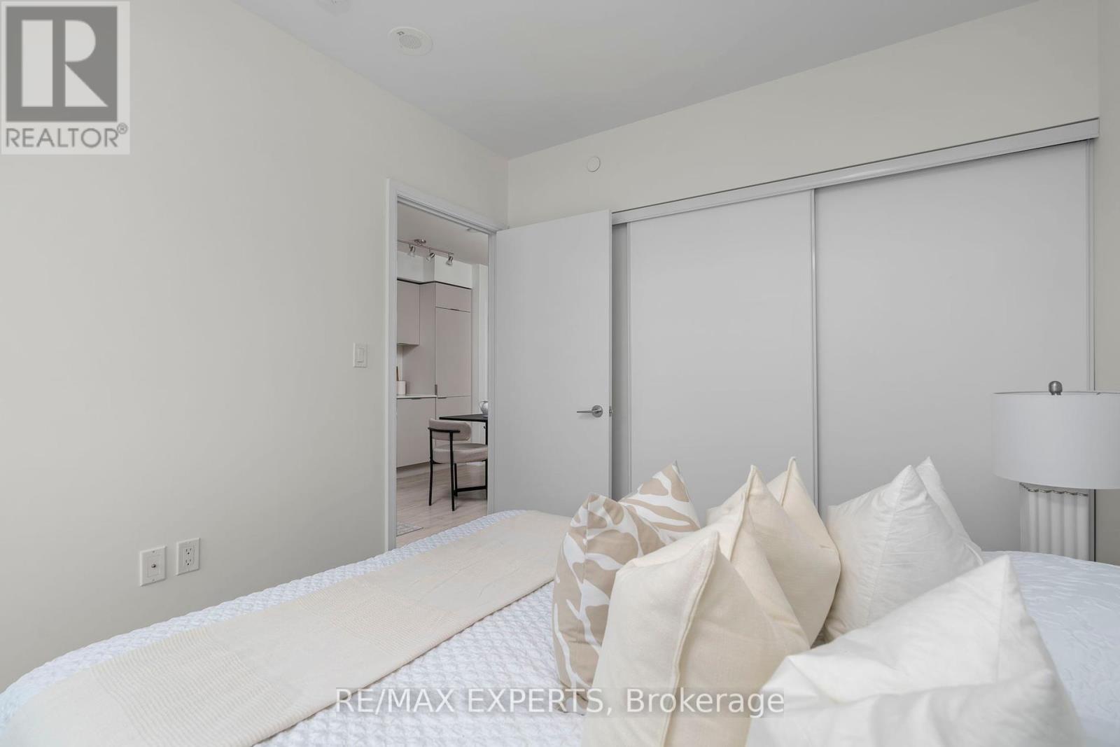 310w - 27 Bathurst Street, Toronto, Ontario  M5V 0R1 - Photo 29 - C12410240