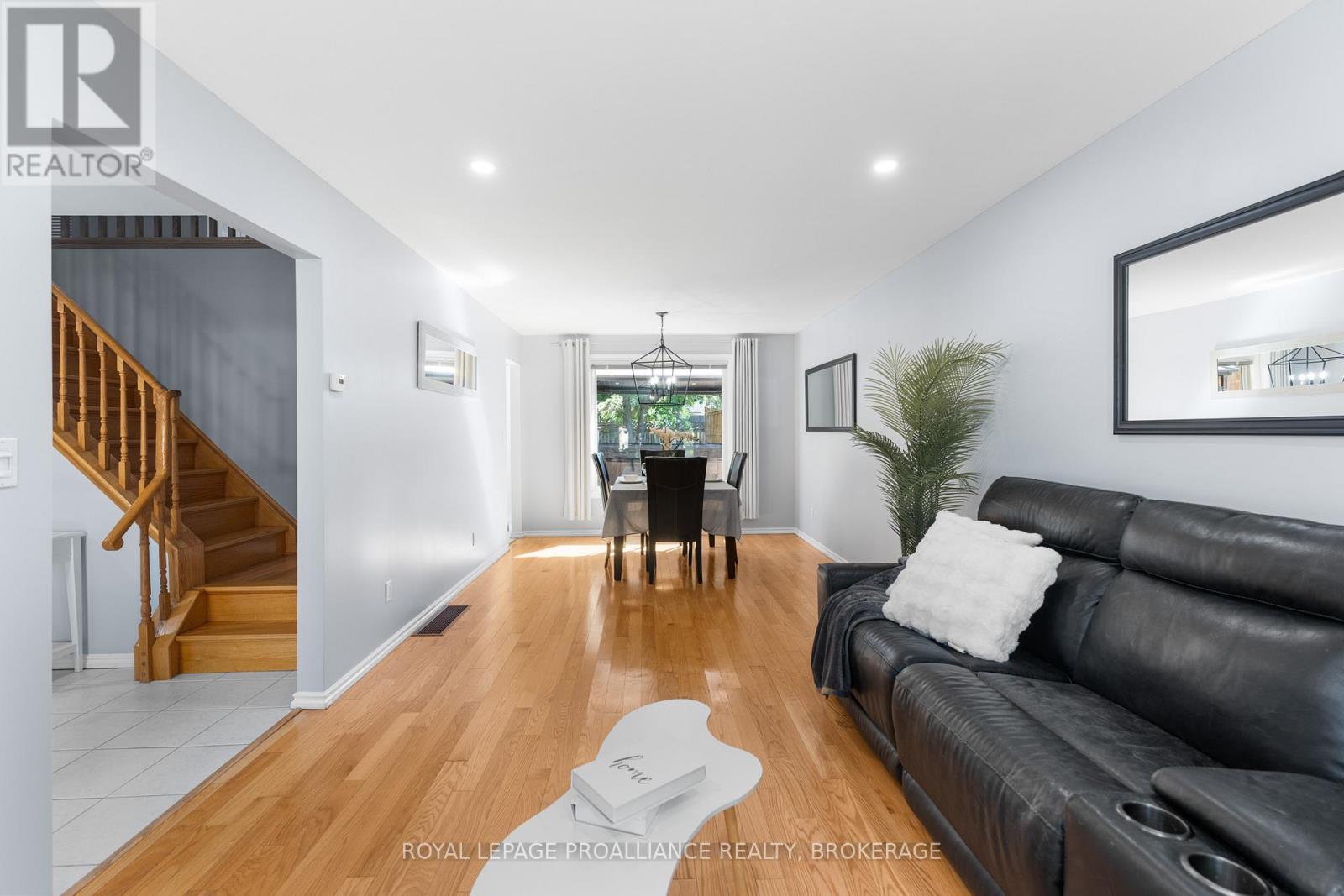 918 Edinborough Crescent, Kingston, Ontario  K7P 2C5 - Photo 11 - X12410436