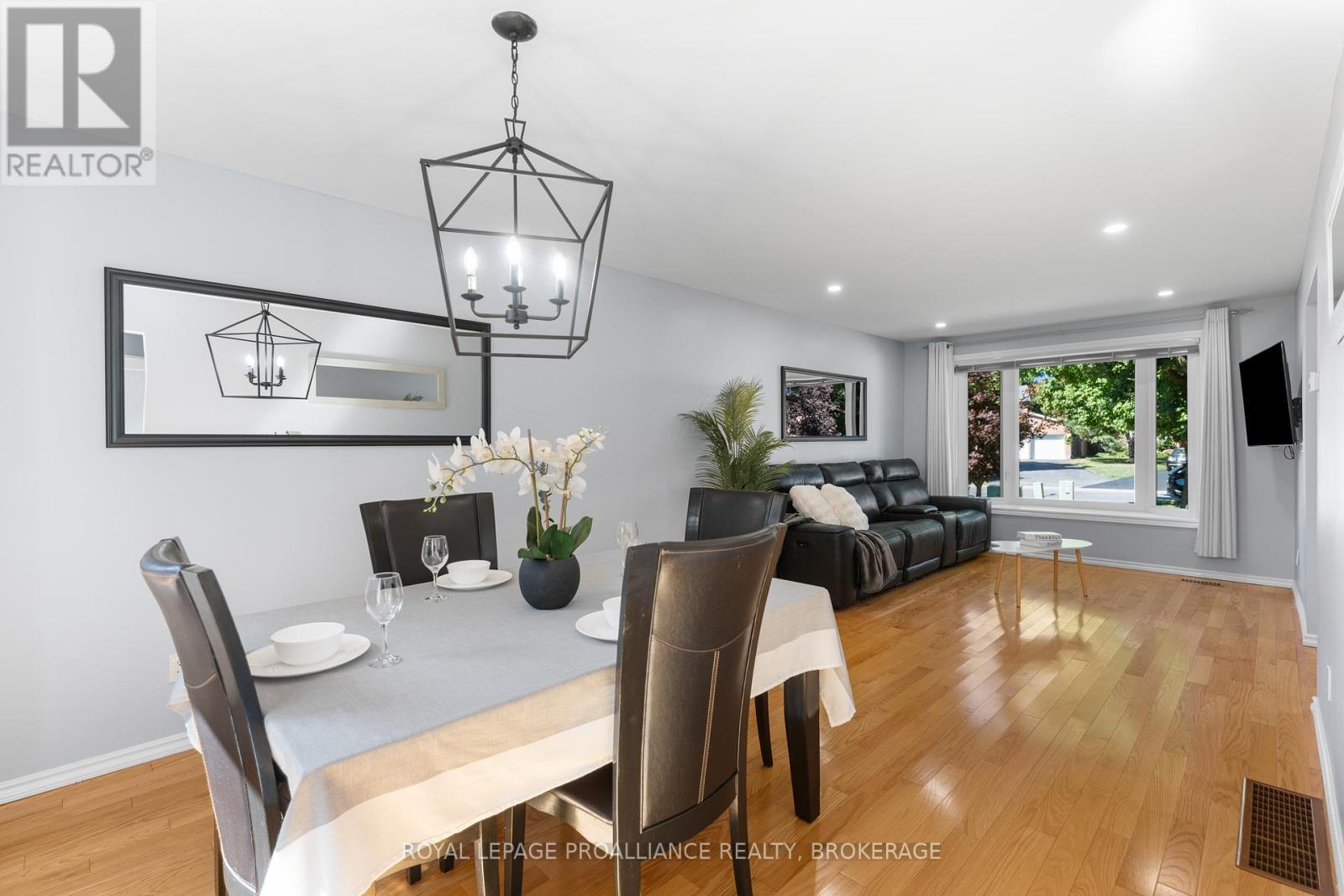 918 Edinborough Crescent, Kingston, Ontario  K7P 2C5 - Photo 14 - X12410436