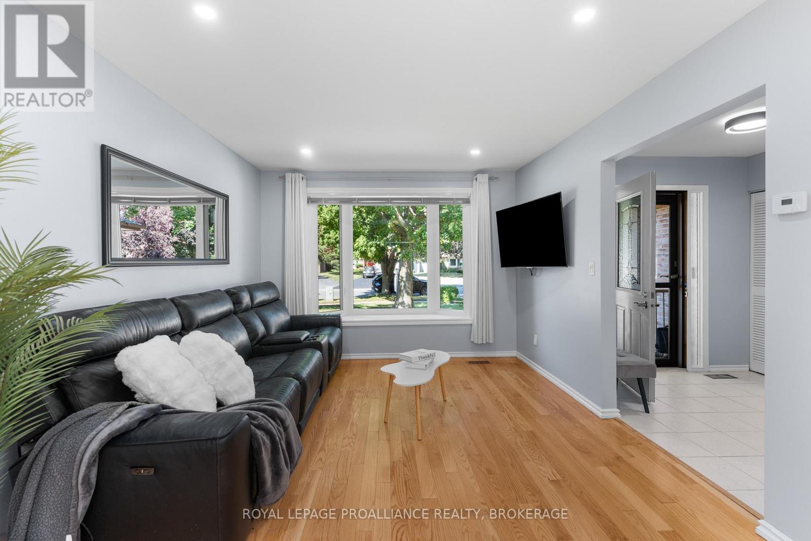 918 Edinborough Crescent, Kingston, Ontario  K7P 2C5 - Photo 15 - X12410436
