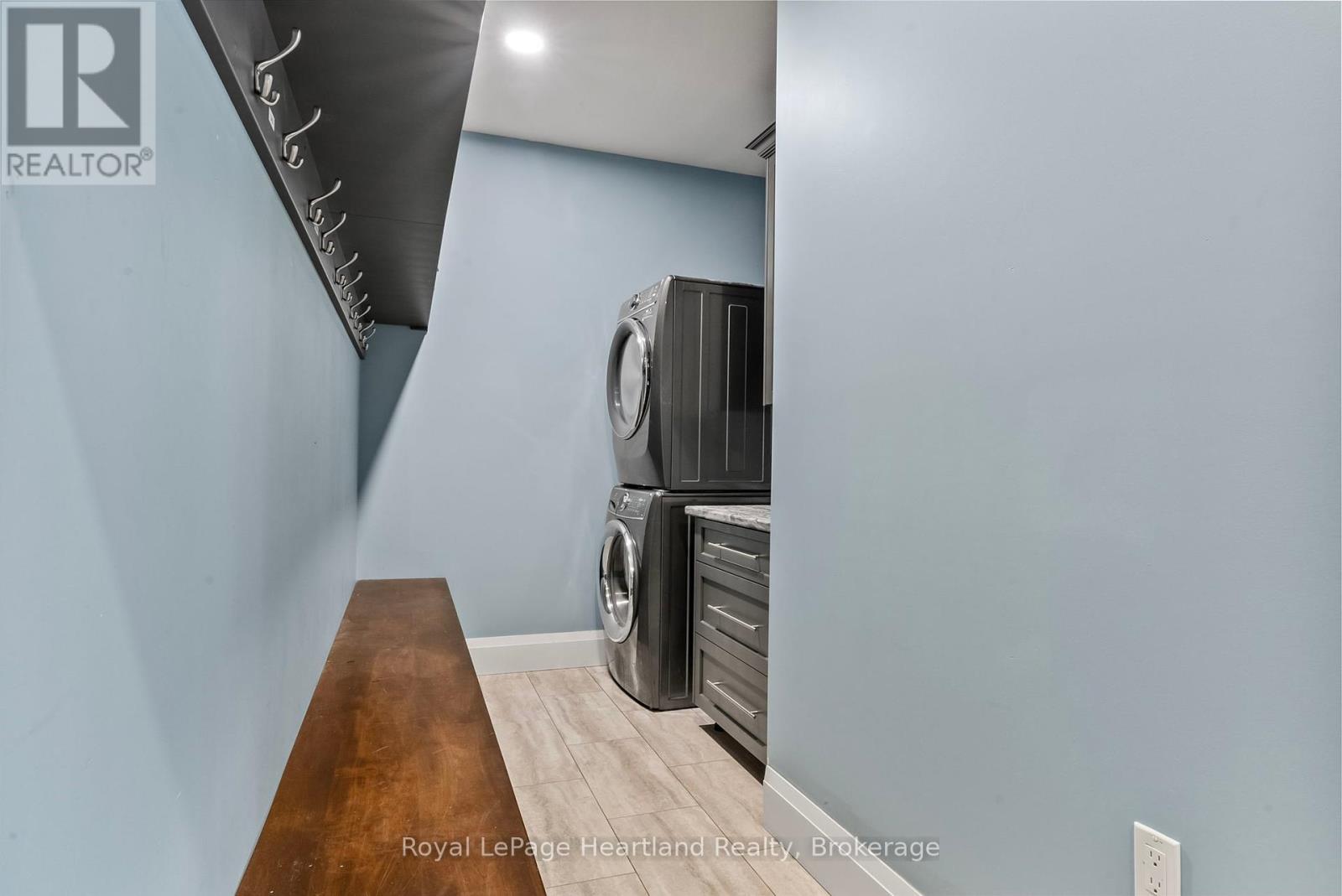 411 Jane Street, Minto, Ontario  N0G 2P0 - Photo 33 - X12410338