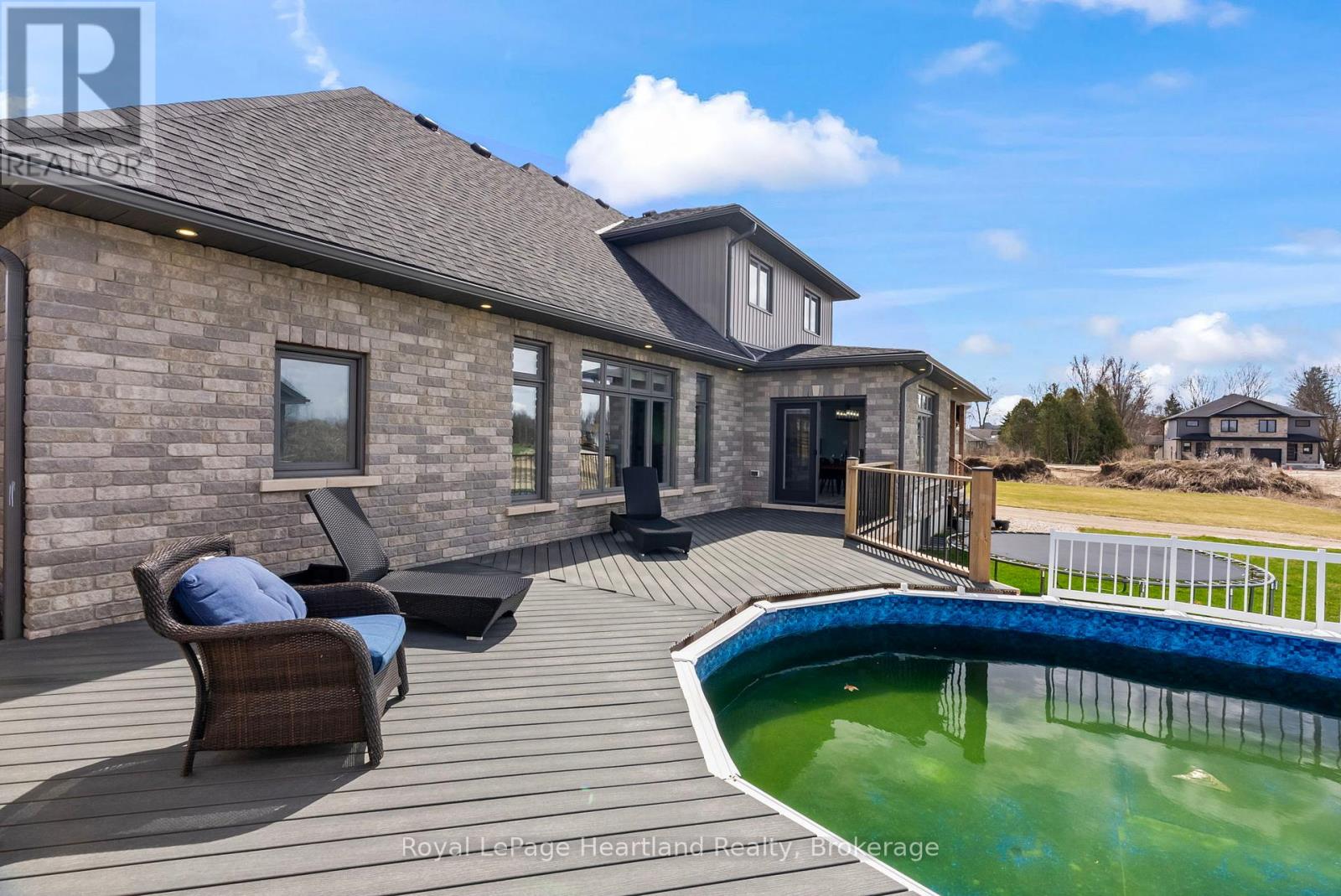 411 Jane Street, Minto, Ontario  N0G 2P0 - Photo 43 - X12410338