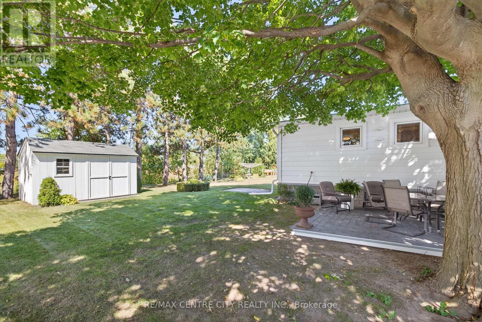 19 Miller Street, Strathroy-Caradoc, Ontario  N7G 3P4 - Photo 41 - X12410411