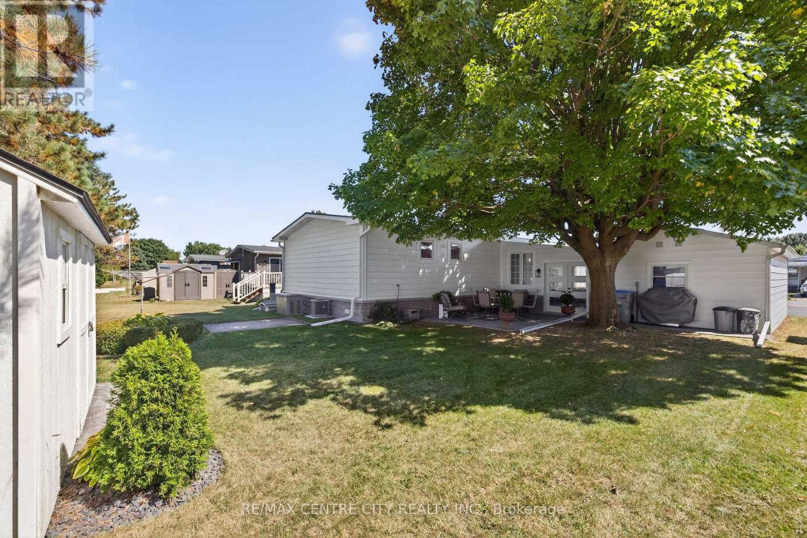 19 Miller Street, Strathroy-Caradoc, Ontario  N7G 3P4 - Photo 42 - X12410411