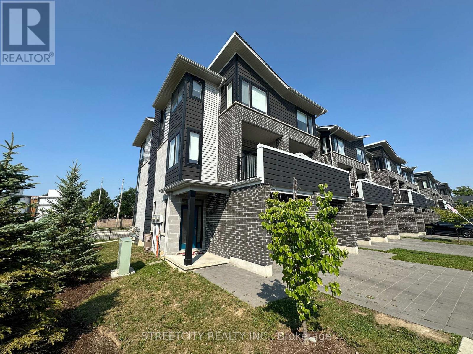 29 - 177 EDGEVALLEY ROAD, London East, Ontario