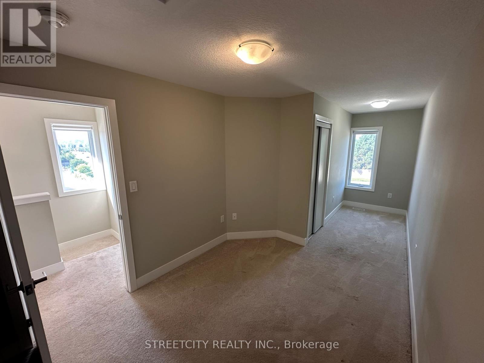 29 - 177 Edgevalley Road, London East, Ontario  N5V 0C5 - Photo 12 - X12410419