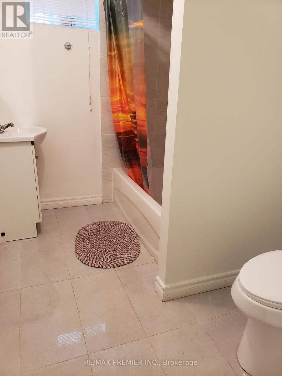 Unknown Address, ,     - Photo 8 - E12410250