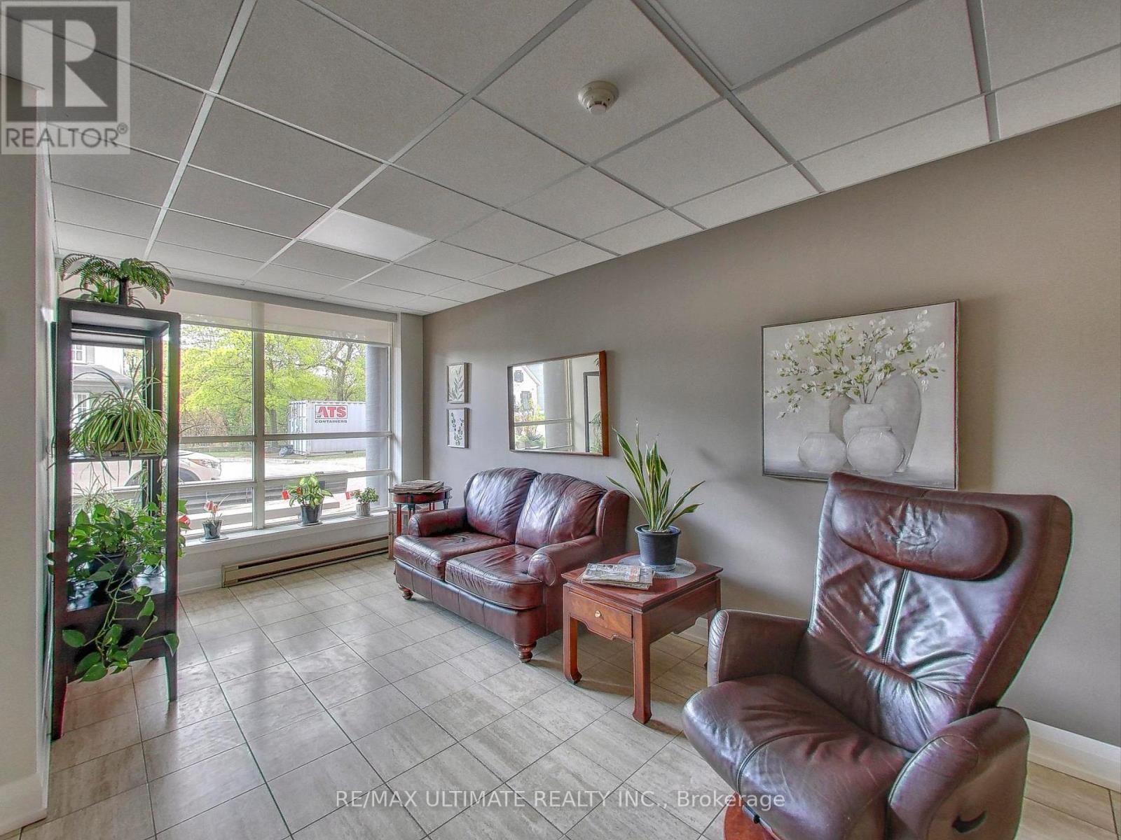 101 - 30 Wilson Street, Markham (Old Markham Village), Ontario  L3P 1N1 - Photo 28 - N12401218