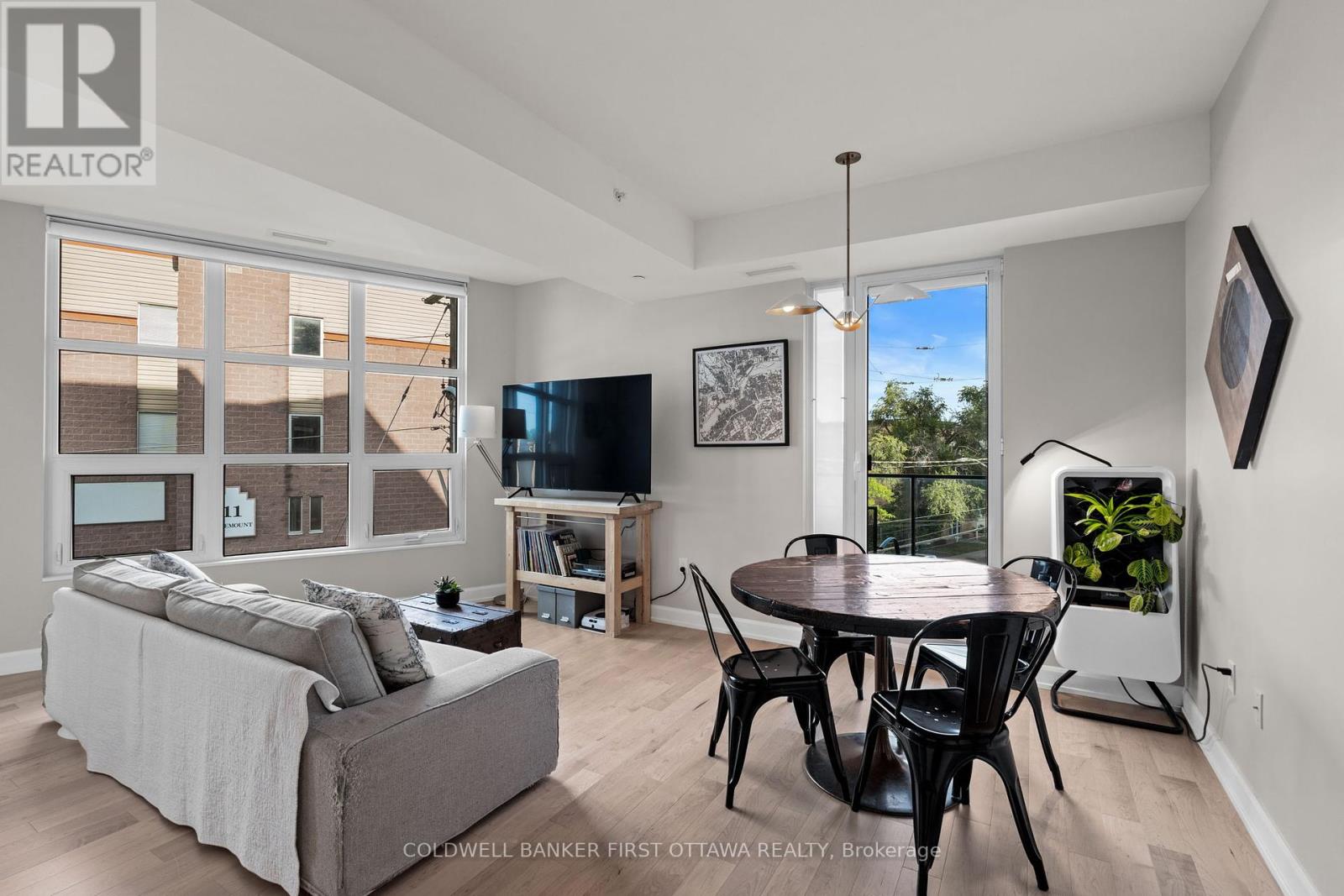 303 - 10 Rosemount Avenue, Ottawa, Ontario  K1Y 4G9 - Photo 13 - X12410320