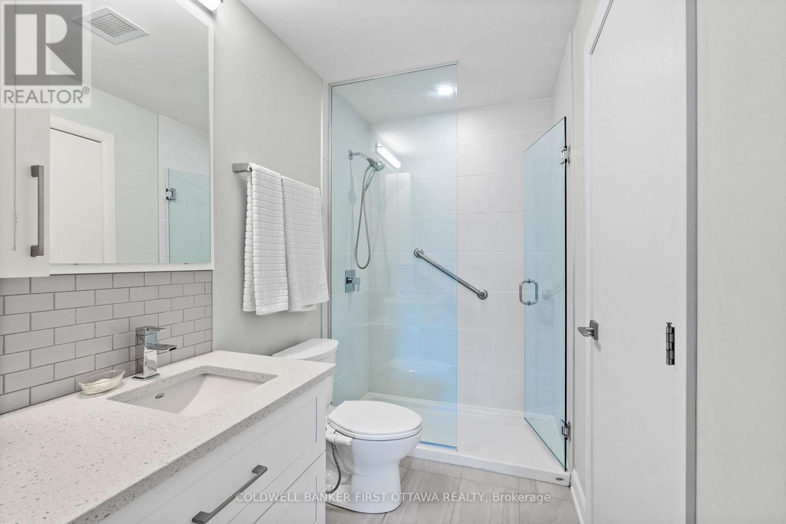 303 - 10 Rosemount Avenue, Ottawa, Ontario  K1Y 4G9 - Photo 19 - X12410320