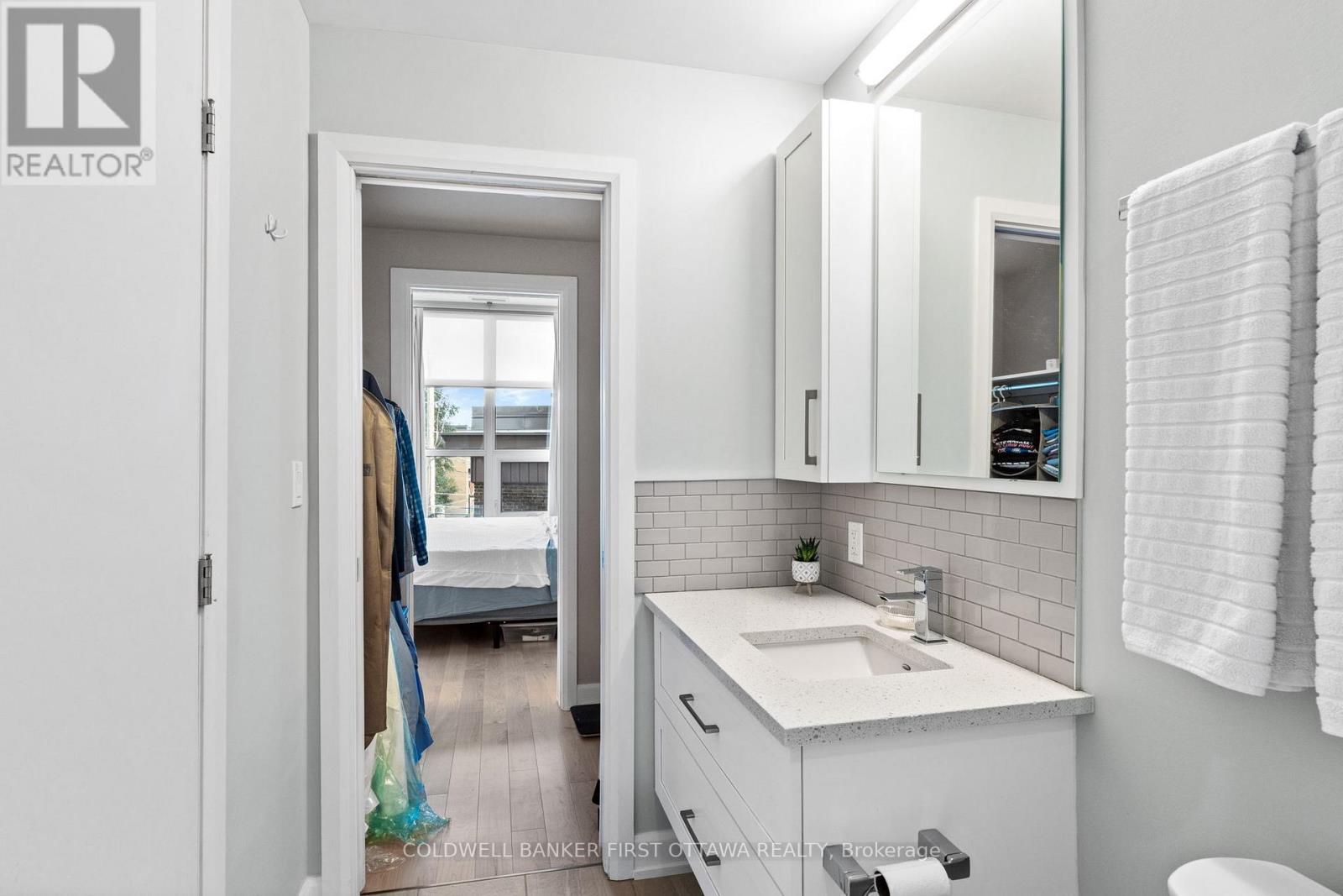 303 - 10 Rosemount Avenue, Ottawa, Ontario  K1Y 4G9 - Photo 20 - X12410320