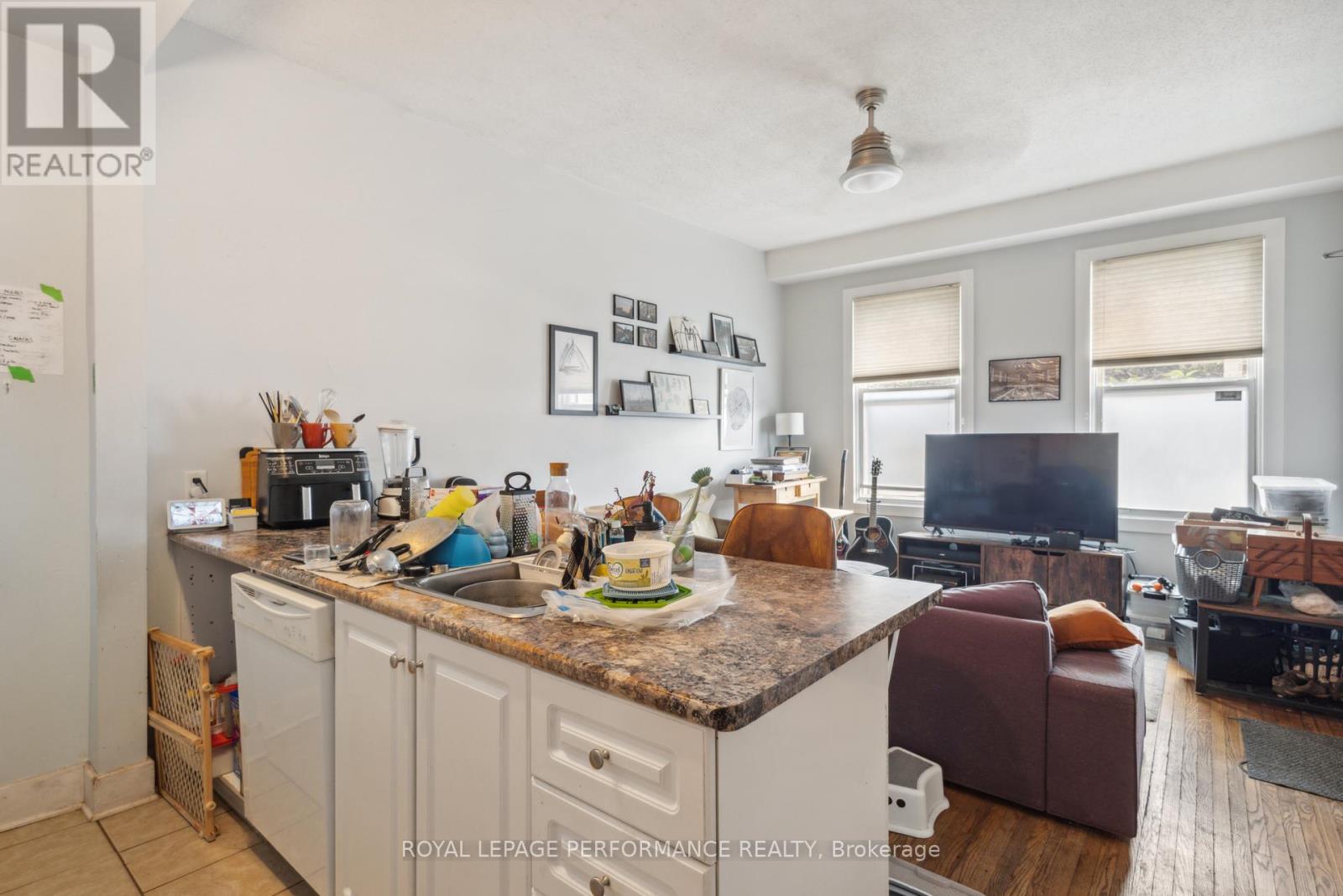 76-78-80 Cambridge Street N, Ottawa, Ontario  K1R 7A7 - Photo 12 - X12410334