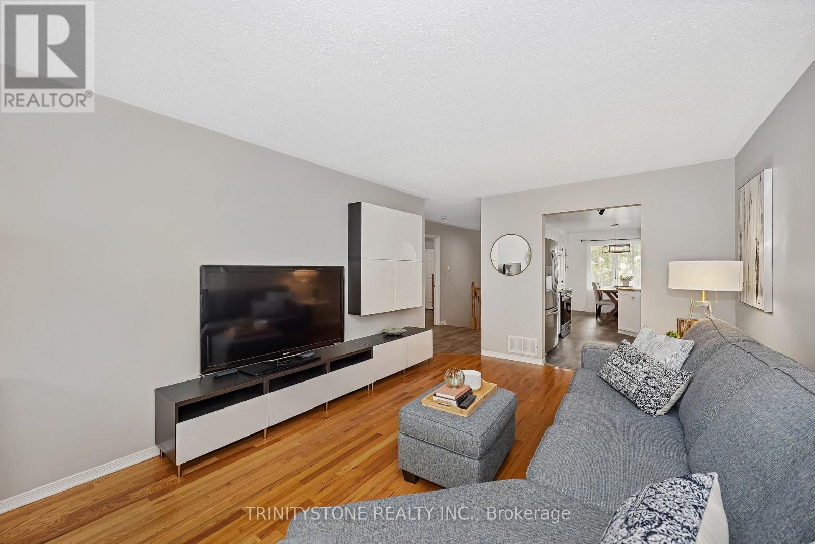 6127 Abbott Street E, Ottawa, Ontario  K2S 1V5 - Photo 19 - X12410339