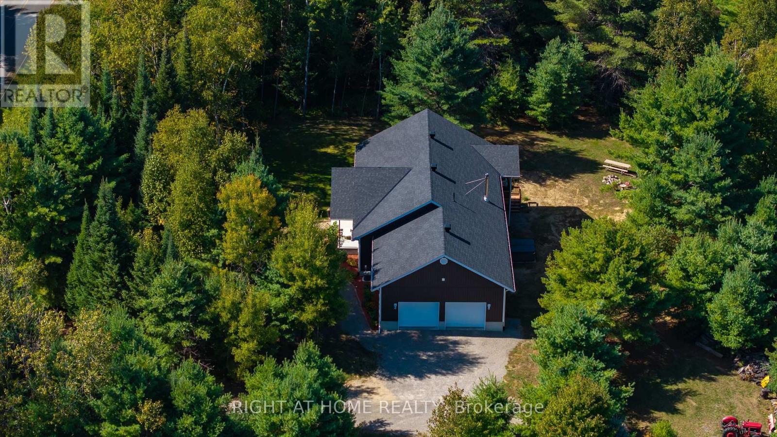 954 Germanicus Road, North Algona Wilberforce, Ontario  K0J 1T0 - Photo 36 - X12410350