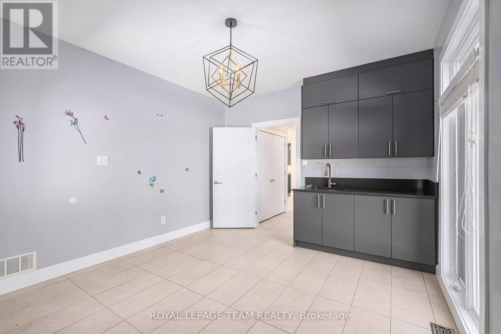 896 Corktown Road, Merrickville-Wolford, Ontario  K0G 1N0 - Photo 15 - X12410408