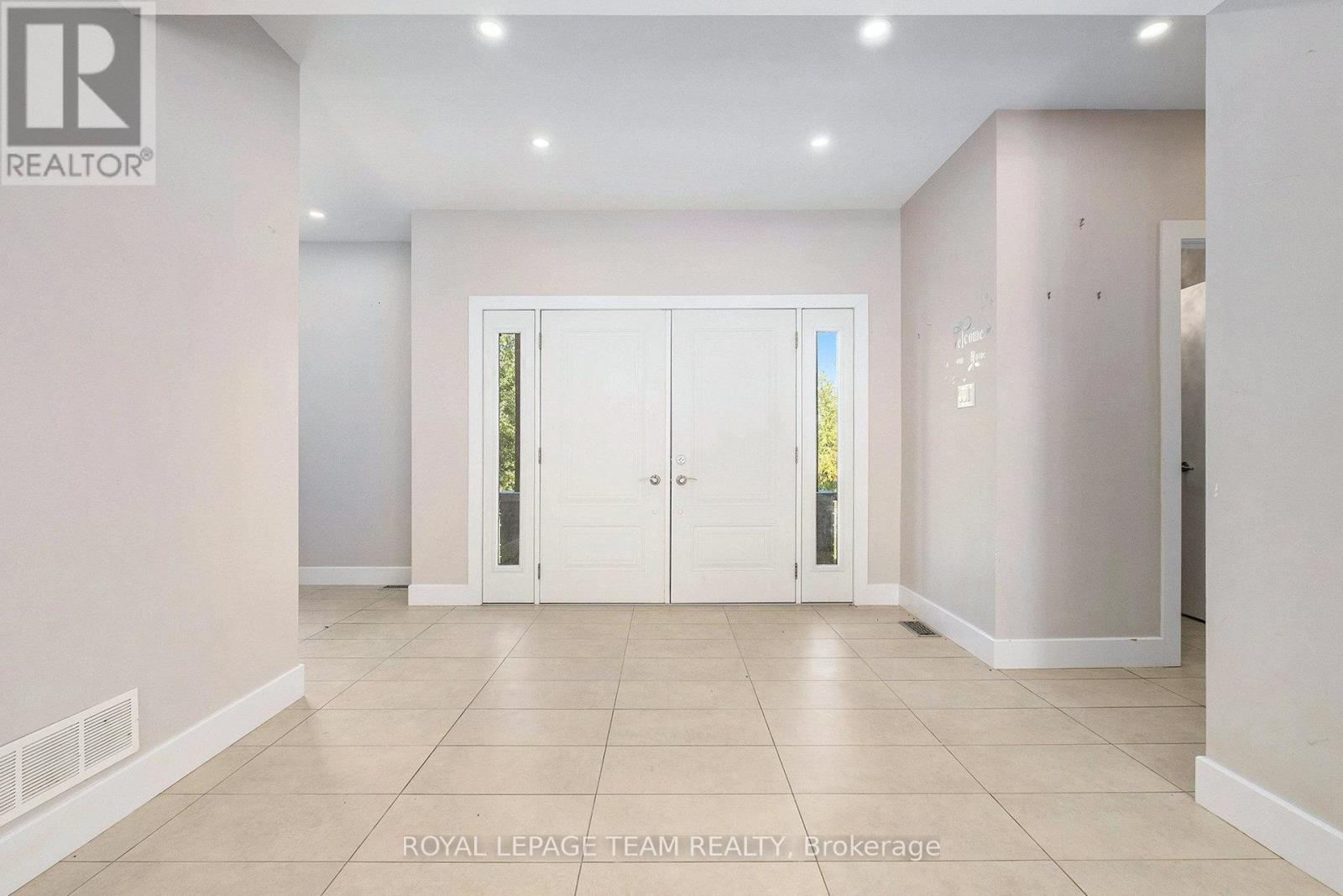 896 Corktown Road, Merrickville-Wolford, Ontario  K0G 1N0 - Photo 5 - X12410408