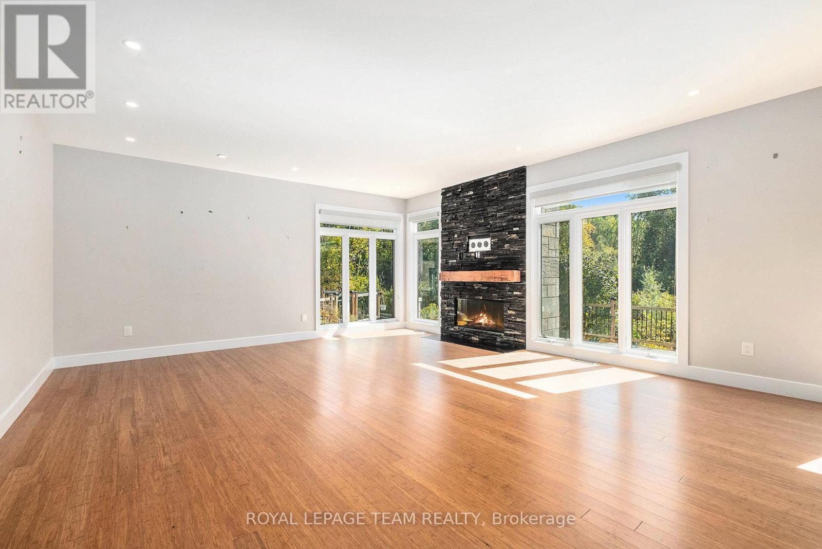 896 Corktown Road, Merrickville-Wolford, Ontario  K0G 1N0 - Photo 6 - X12410408