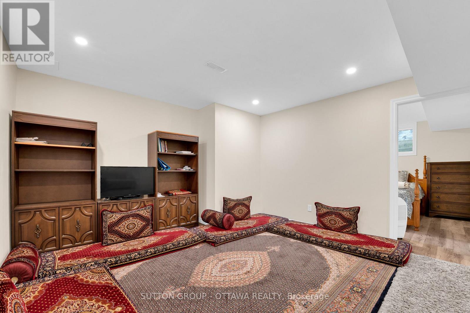 354 Haileybury Street, Ottawa, Ontario  K2J 0N5 - Photo 27 - X12410435