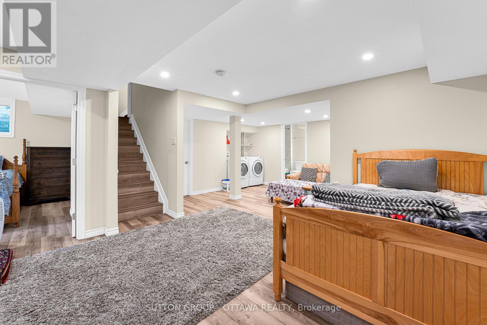 354 Haileybury Street, Ottawa, Ontario  K2J 0N5 - Photo 29 - X12410435