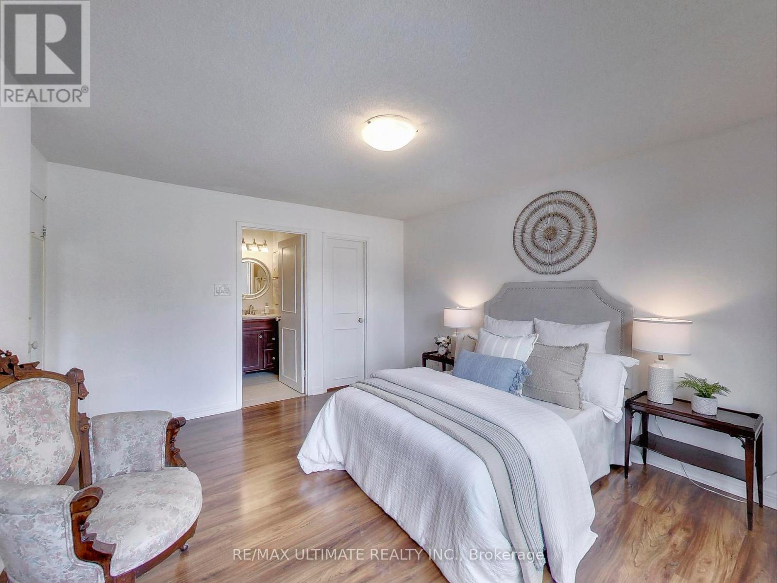 101 - 30 Wilson Street, Markham (Old Markham Village), Ontario  L3P 1N1 - Photo 24 - N12401218