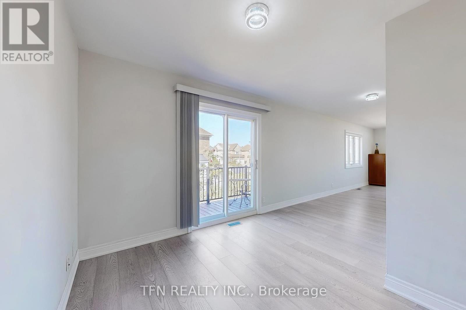 120 Valley Vista Drive, Vaughan (Patterson), Ontario  L6A 0Z3 - Photo 25 - N12410268