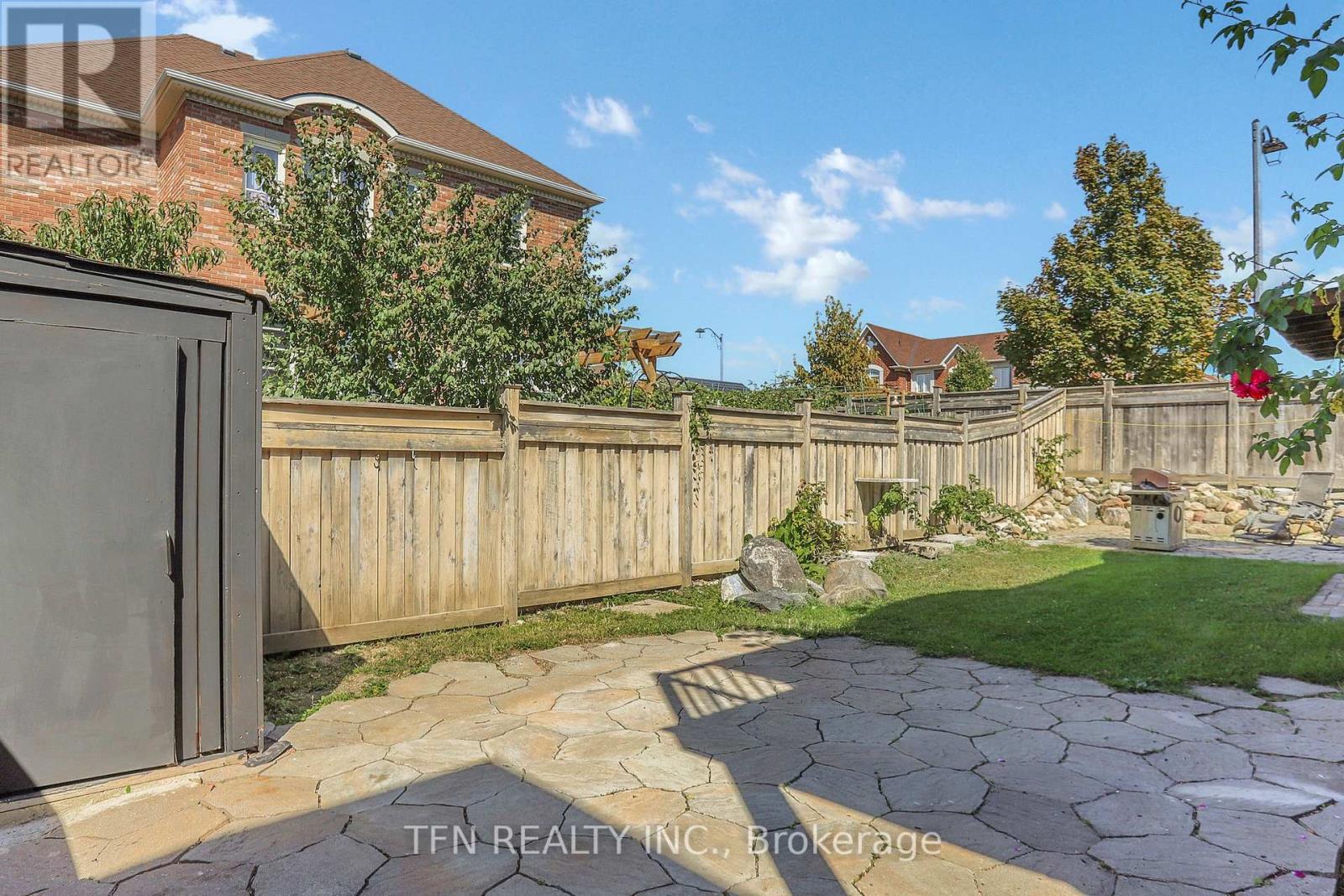 120 Valley Vista Drive, Vaughan (Patterson), Ontario  L6A 0Z3 - Photo 48 - N12410268