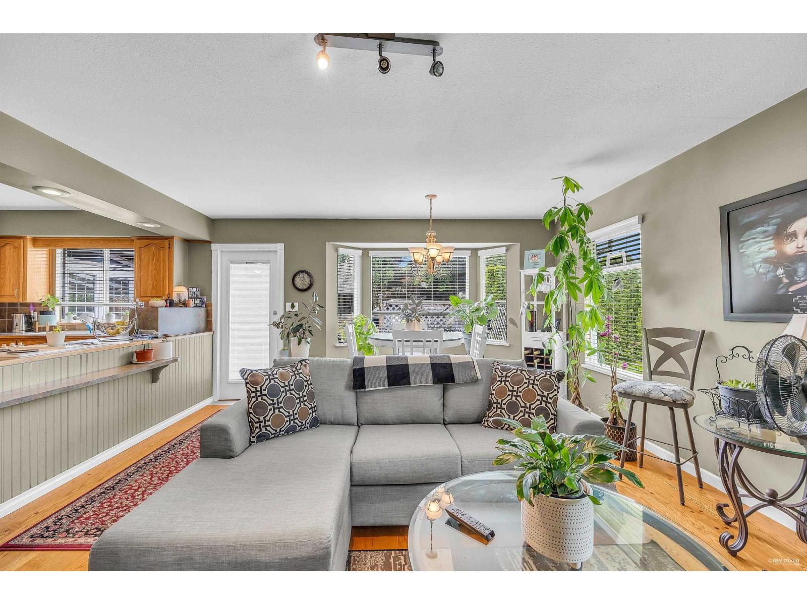 14338 19 Avenue, Surrey, British Columbia  V4A 7S9 - Photo 10 - R3049249