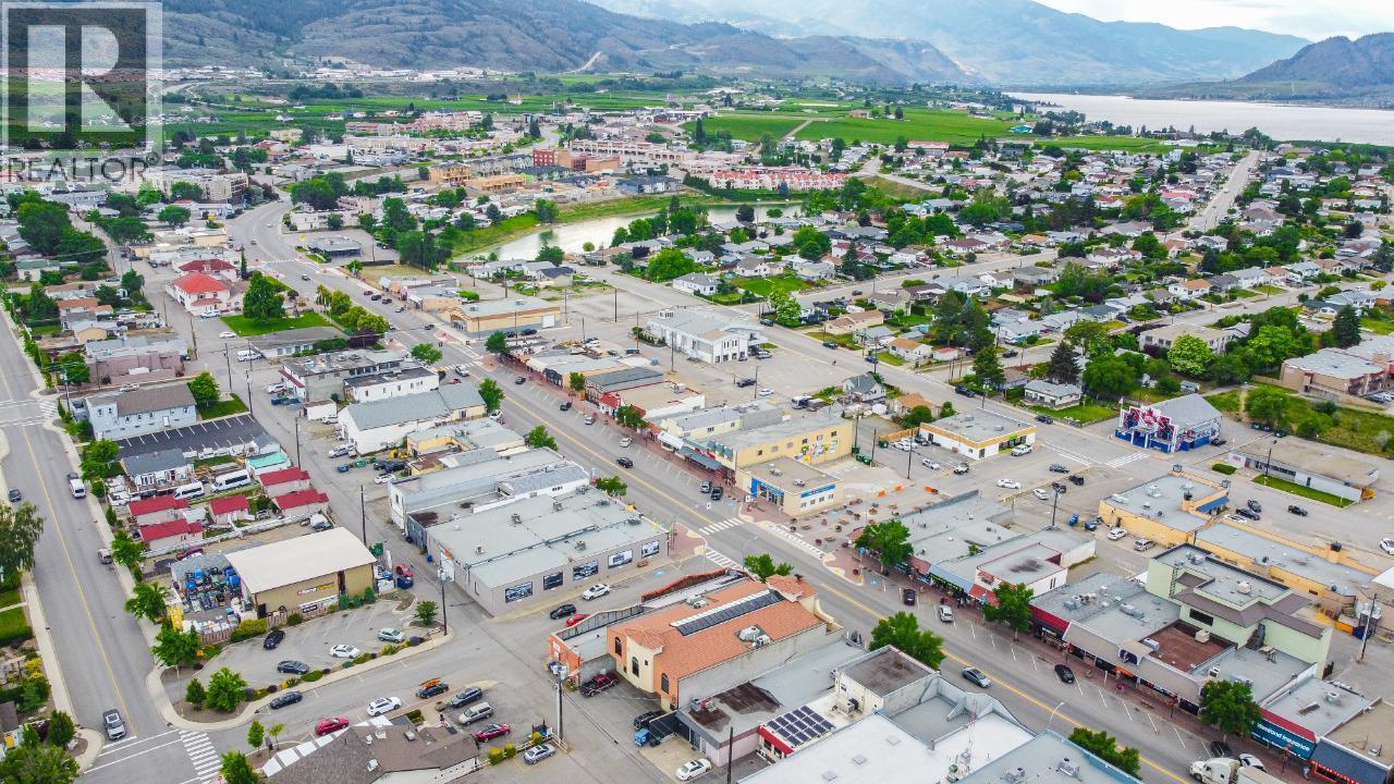 8510 MAIN Street, Osoyoos, British Columbia