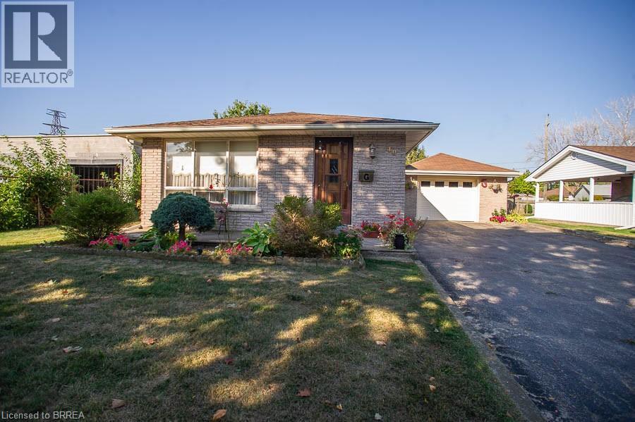 10 Linden Avenue, Brantford, Ontario  N3S 7E2 - Photo 1 - 40770453