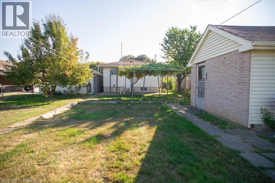 10 Linden Avenue, Brantford, Ontario  N3S 7E2 - Photo 25 - 40770453