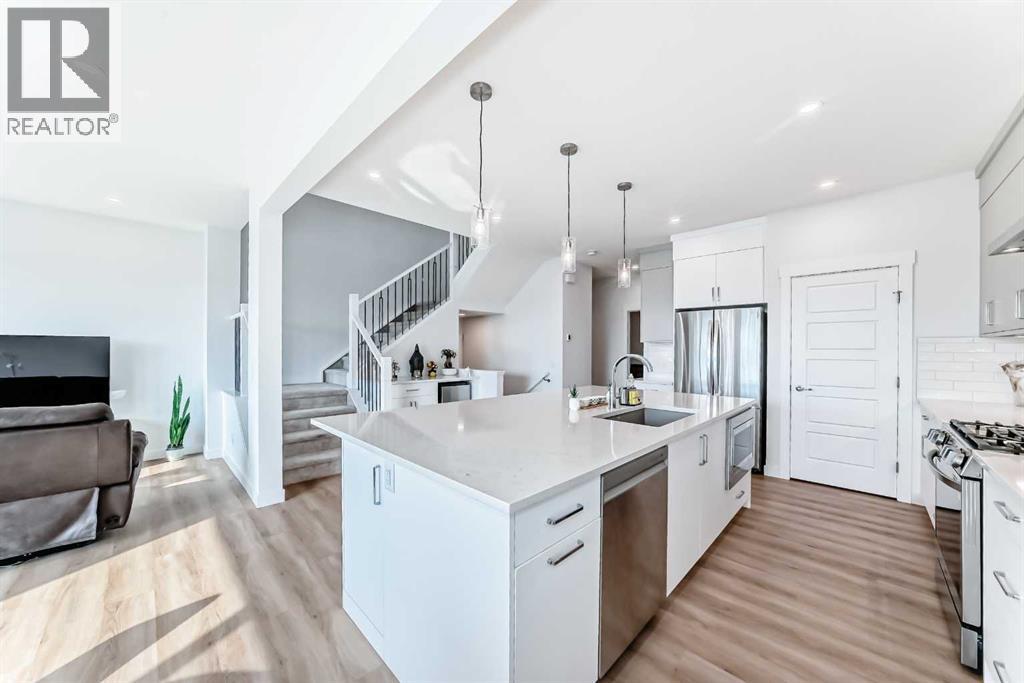 103 Creekstone Park Sw, Calgary, Alberta  T2X 5E5 - Photo 4 - A2255106