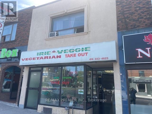 2593 EGLINTON AVENUE W, Toronto, Ontario