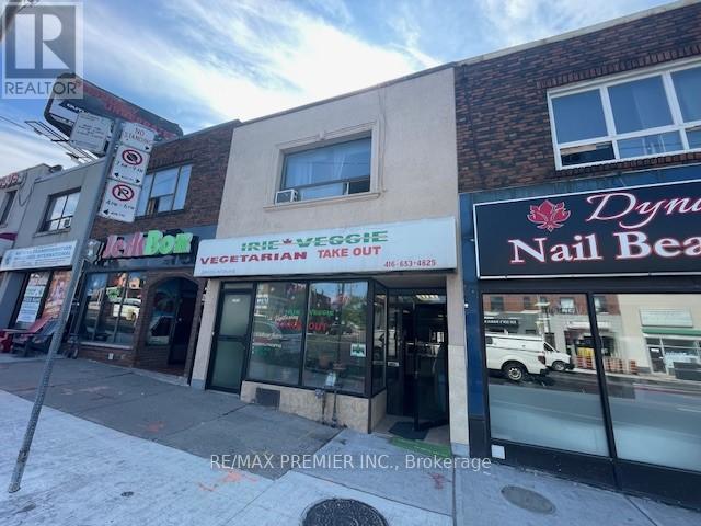 2593 Eglinton Avenue W, Toronto, Ontario  M6M 1T3 - Photo 2 - W12410233