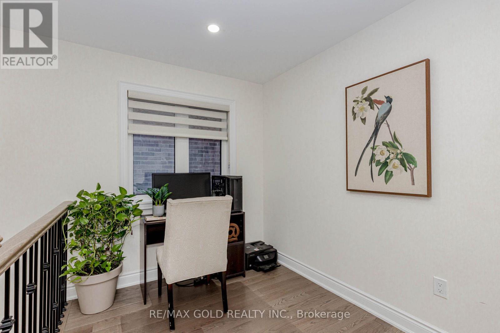 32 Claremount Drive, Brampton (Sandringham-Wellington North), Ontario  L6R 4G4 - Photo 25 - W12410256