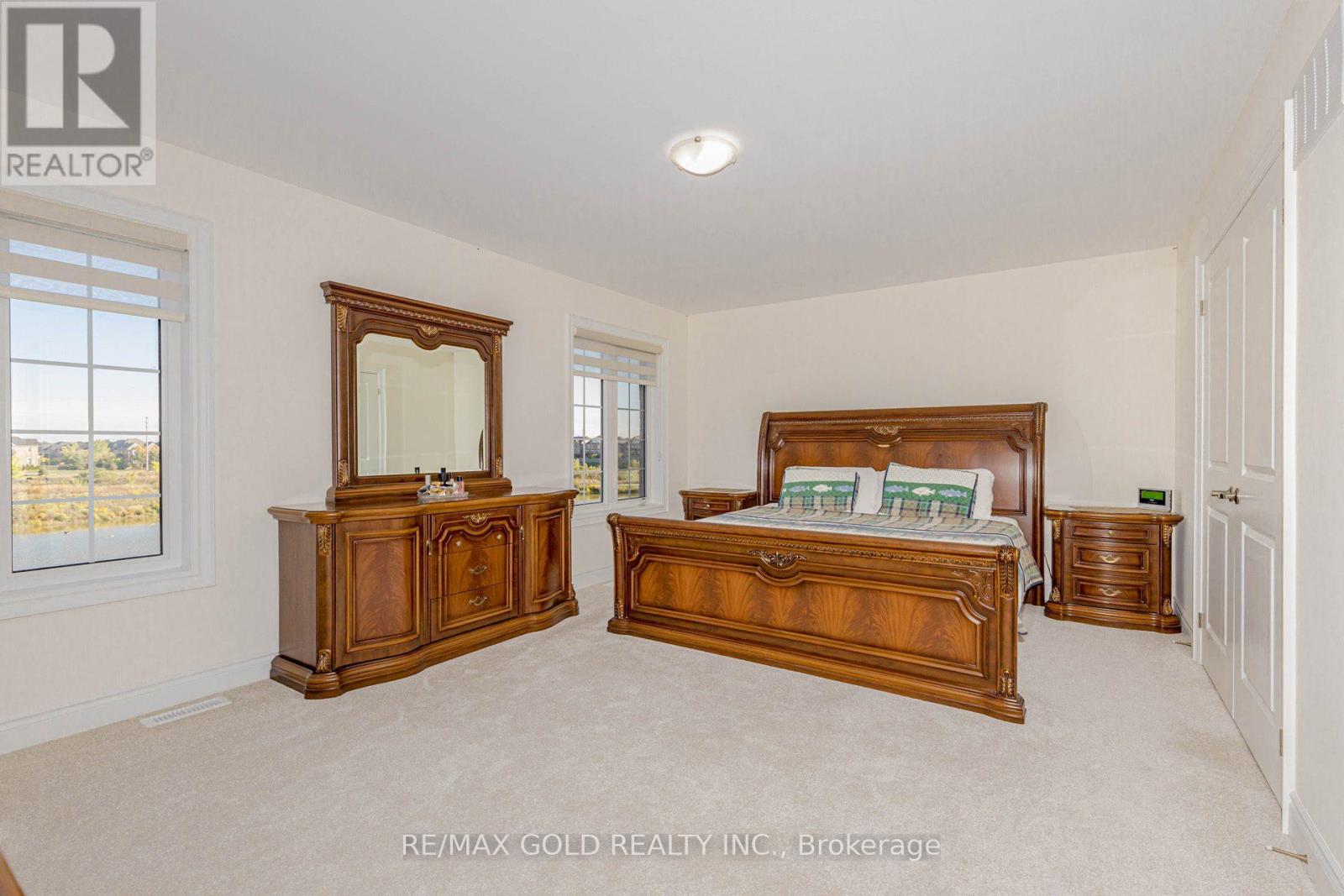 32 Claremount Drive, Brampton (Sandringham-Wellington North), Ontario  L6R 4G4 - Photo 26 - W12410256