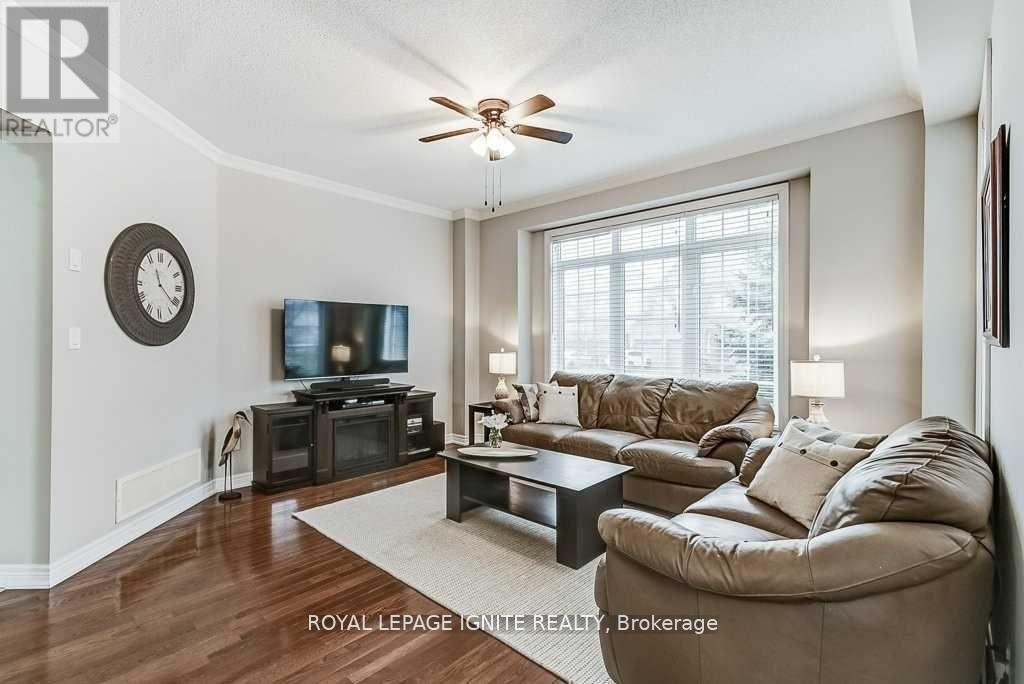 1170 Agram Drive, Oakville, Ontario  L6H 7R9 - Photo 15 - W12410278