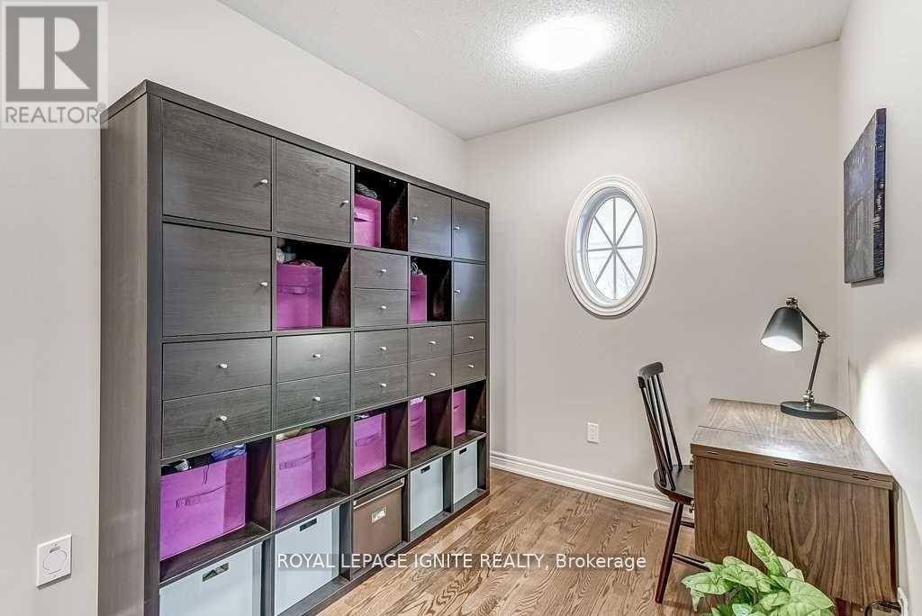 1170 Agram Drive, Oakville, Ontario  L6H 7R9 - Photo 19 - W12410278