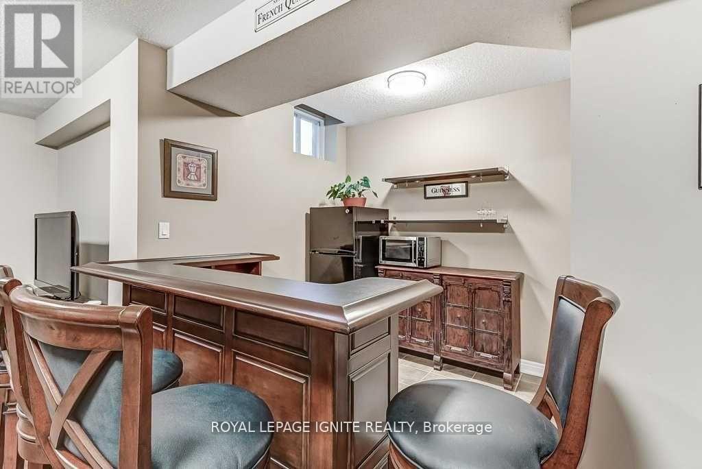 1170 Agram Drive, Oakville, Ontario  L6H 7R9 - Photo 29 - W12410278