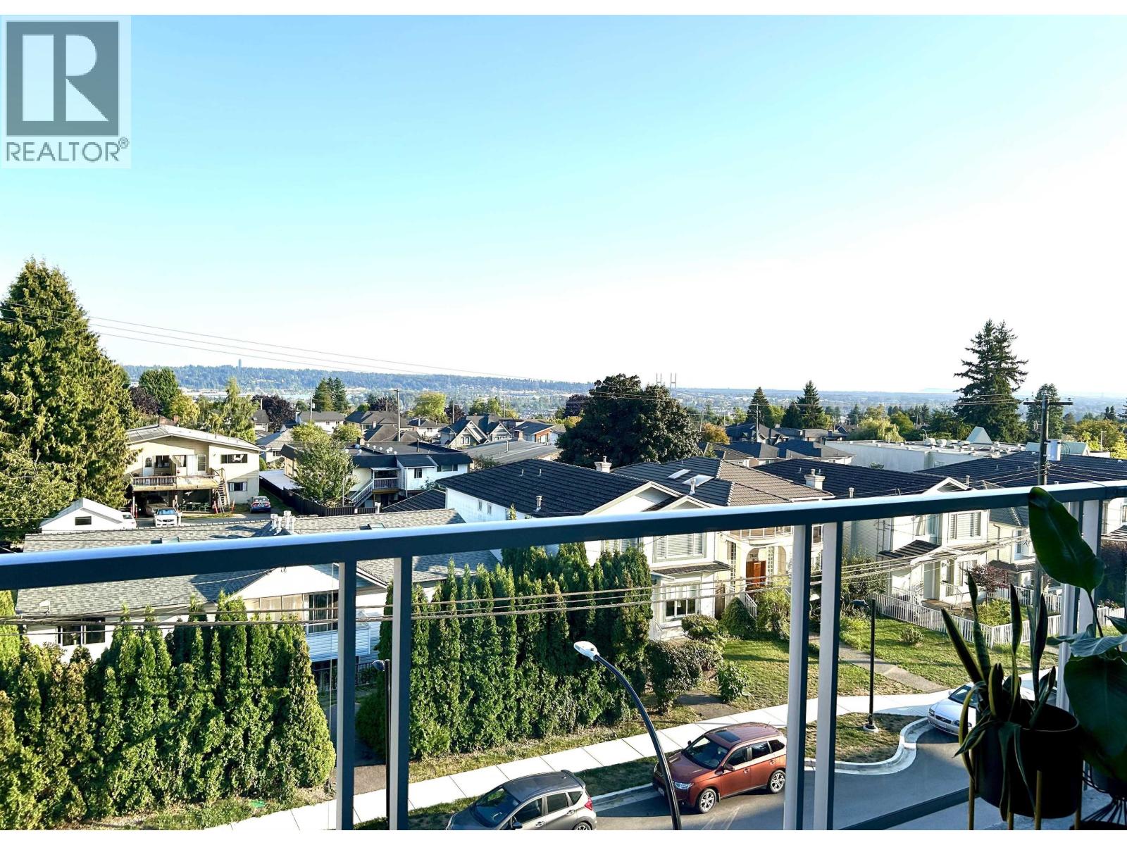 411 7799 17TH STREET, Burnaby, British Columbia