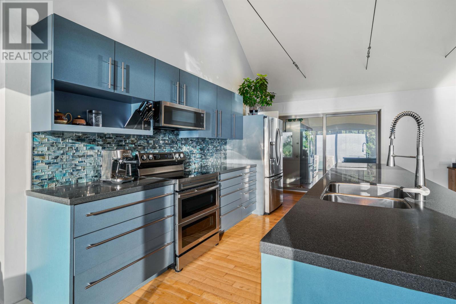 335-337 Harbour Road, Launching, Prince Edward Island  C0A 1G0 - Photo 10 - 202523609