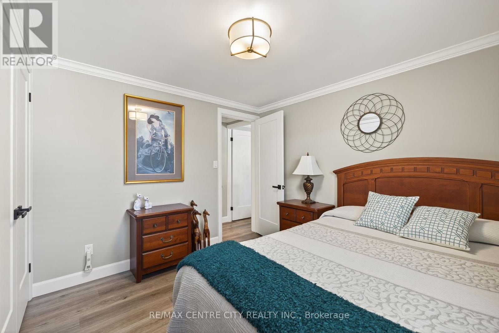 19 Miller Street, Strathroy-Caradoc, Ontario  N7G 3P4 - Photo 31 - X12410411